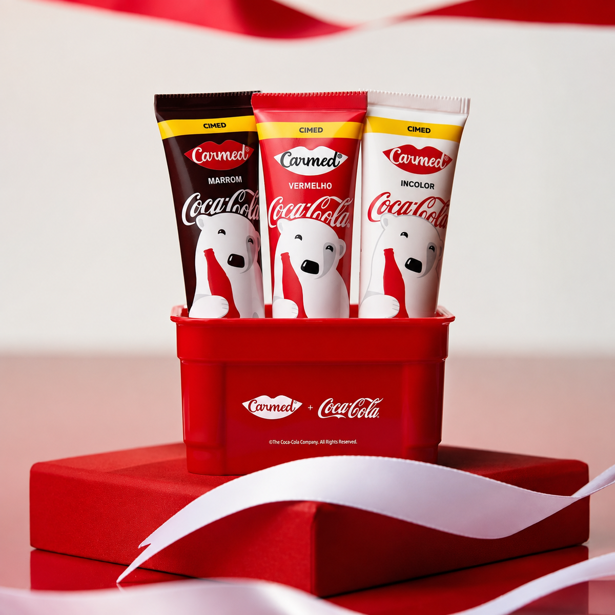 Kit Hidratante Labial Carmed 10g Coca Cola CIMED 105674